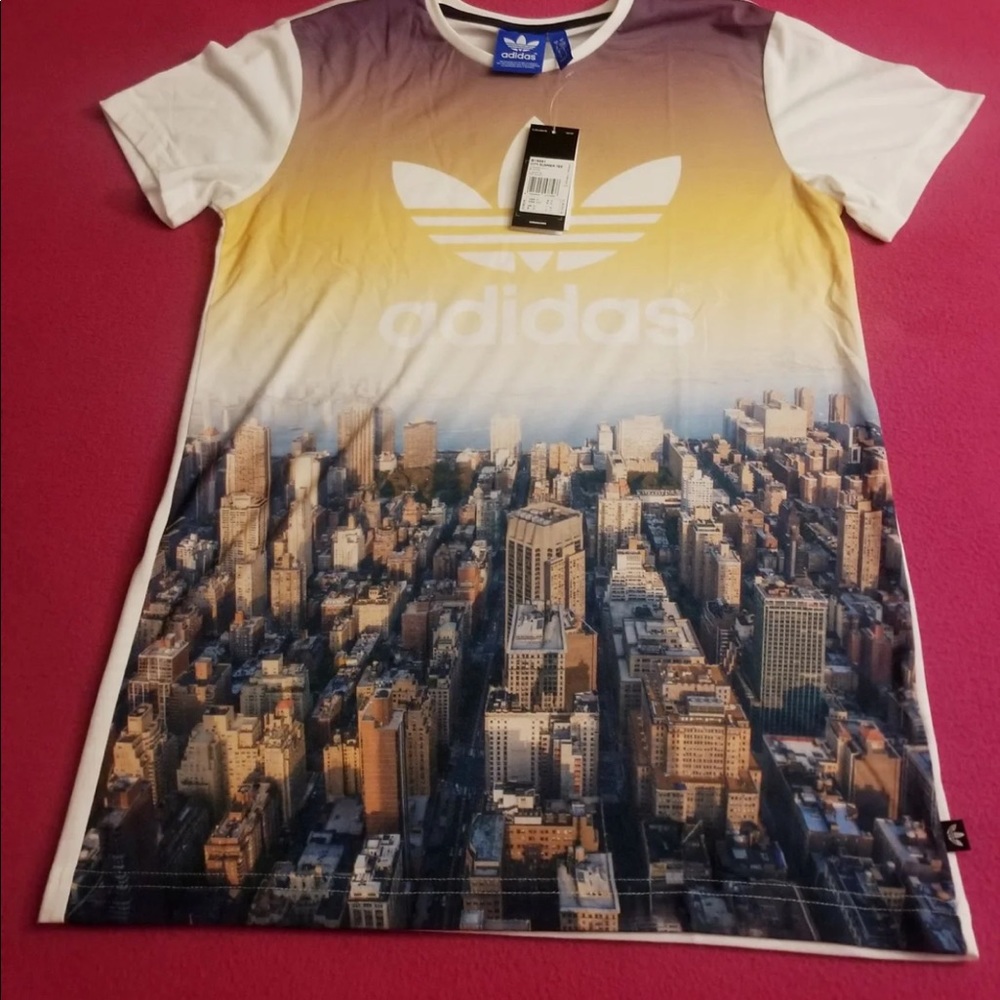 ISO ADIDAS TOP size small